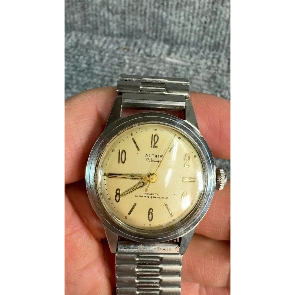 Vintage Altair 17 Jewels Manual Wind Watch Stainless Steel Speidel Band 32mm